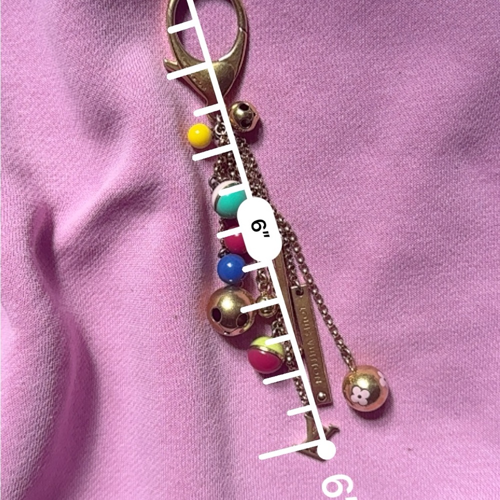 Louis Vuitton Key Chain - Picture 5 of 6
